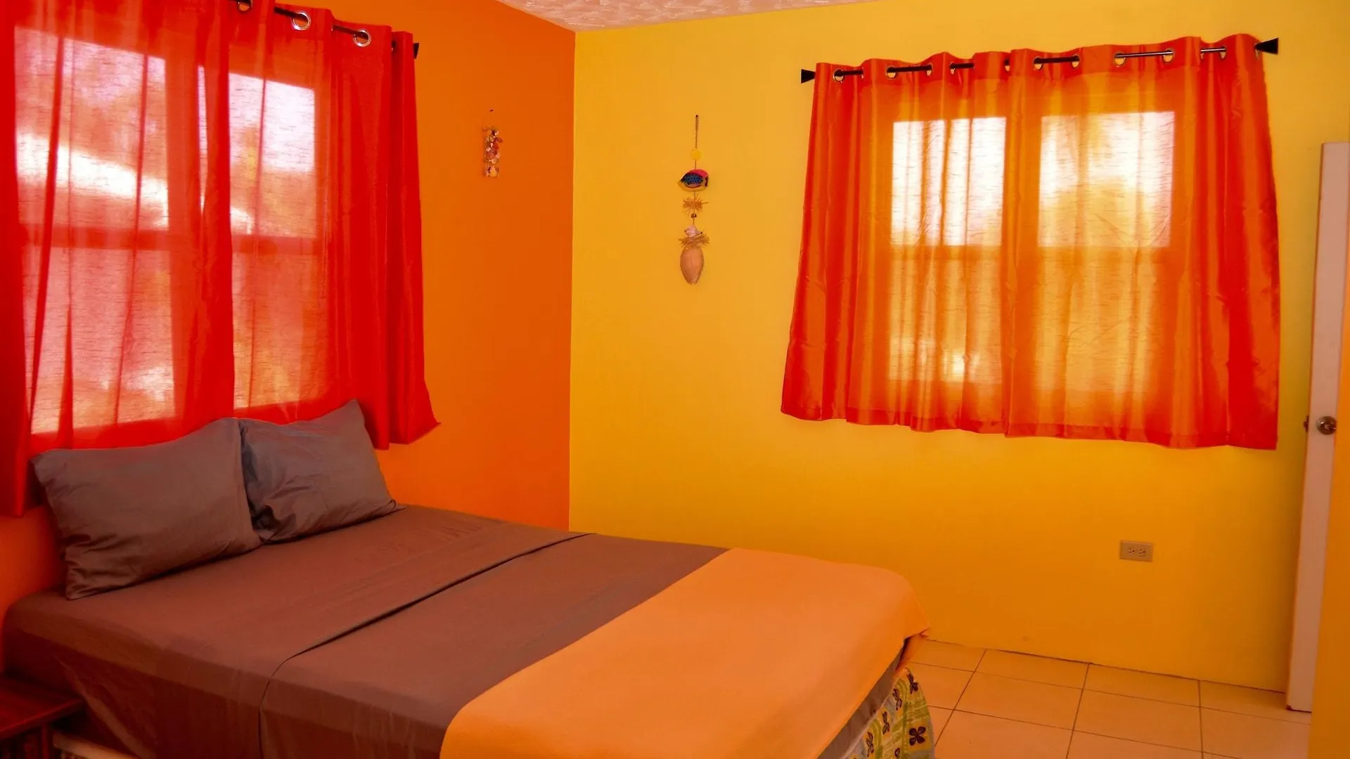 Fish Tobago Guesthouse Buccoo